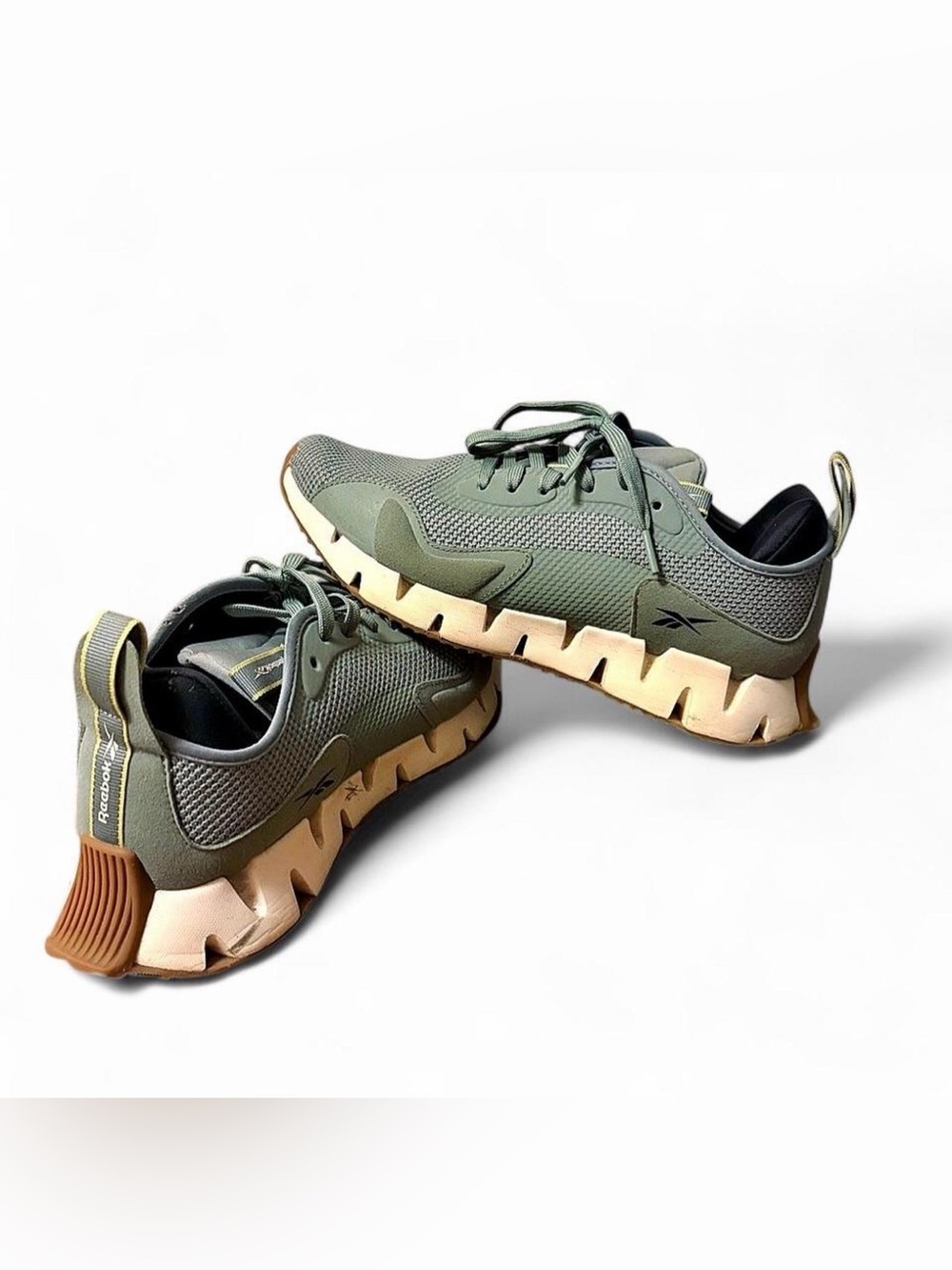 NWOT Reebok Men's Forest Green Athletic Sneakers